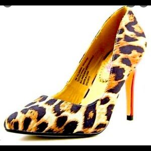 XOXO Soft Leopard Print 8M Textile Upper